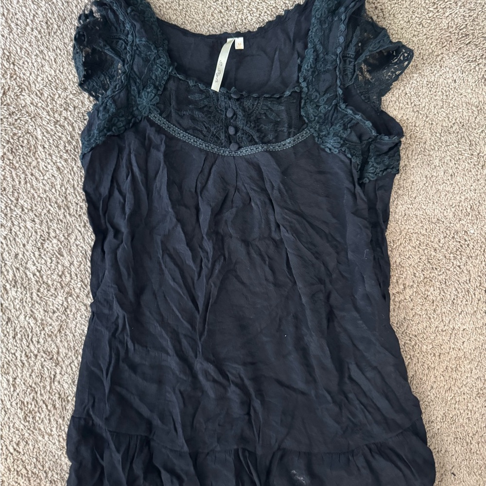 Black Ruffled Fitted Blouse